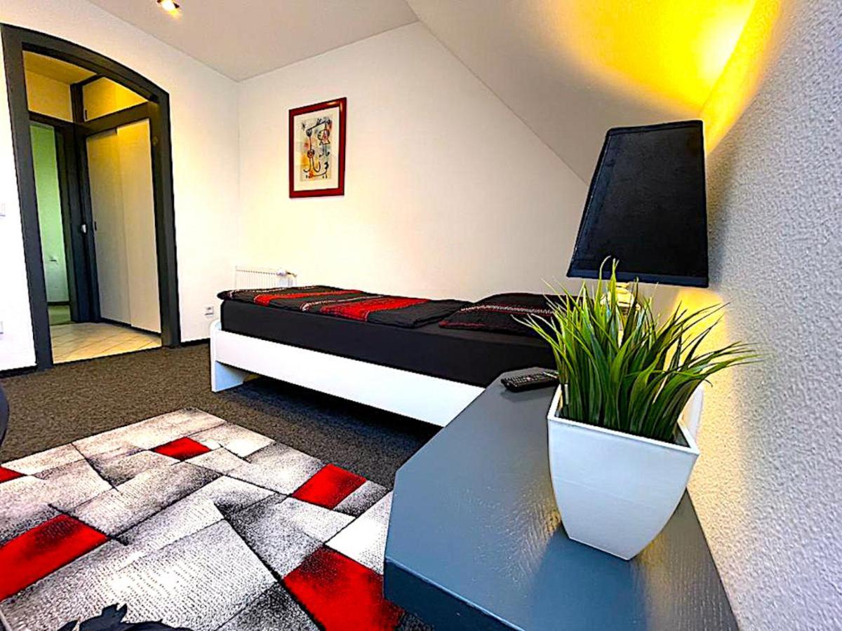 Hotel Uthoff Bissendorf Экстерьер фото